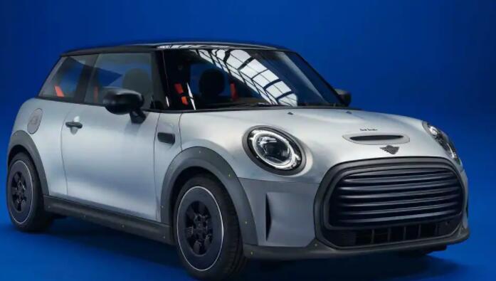 英国标志性品牌MINI Cooper和Paul Smith合作开发新电动汽车