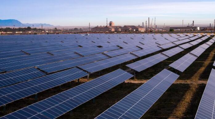 英国石油公司用太阳能为钢铁厂供电