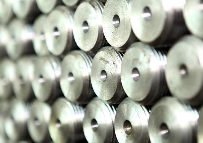 明泰铝业11月铝板带箔产销同比增长